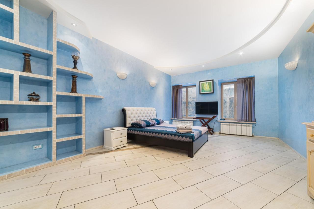 Classical Deribasivska 3-Bedrooms Apartment Οδησσός Εξωτερικό φωτογραφία